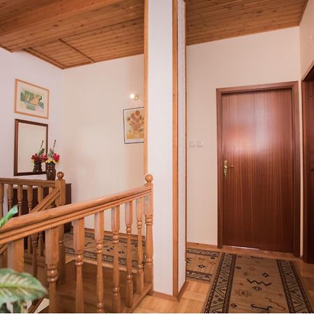 Apartmani Branko Lemac Brodarica  Eksteriør billede
