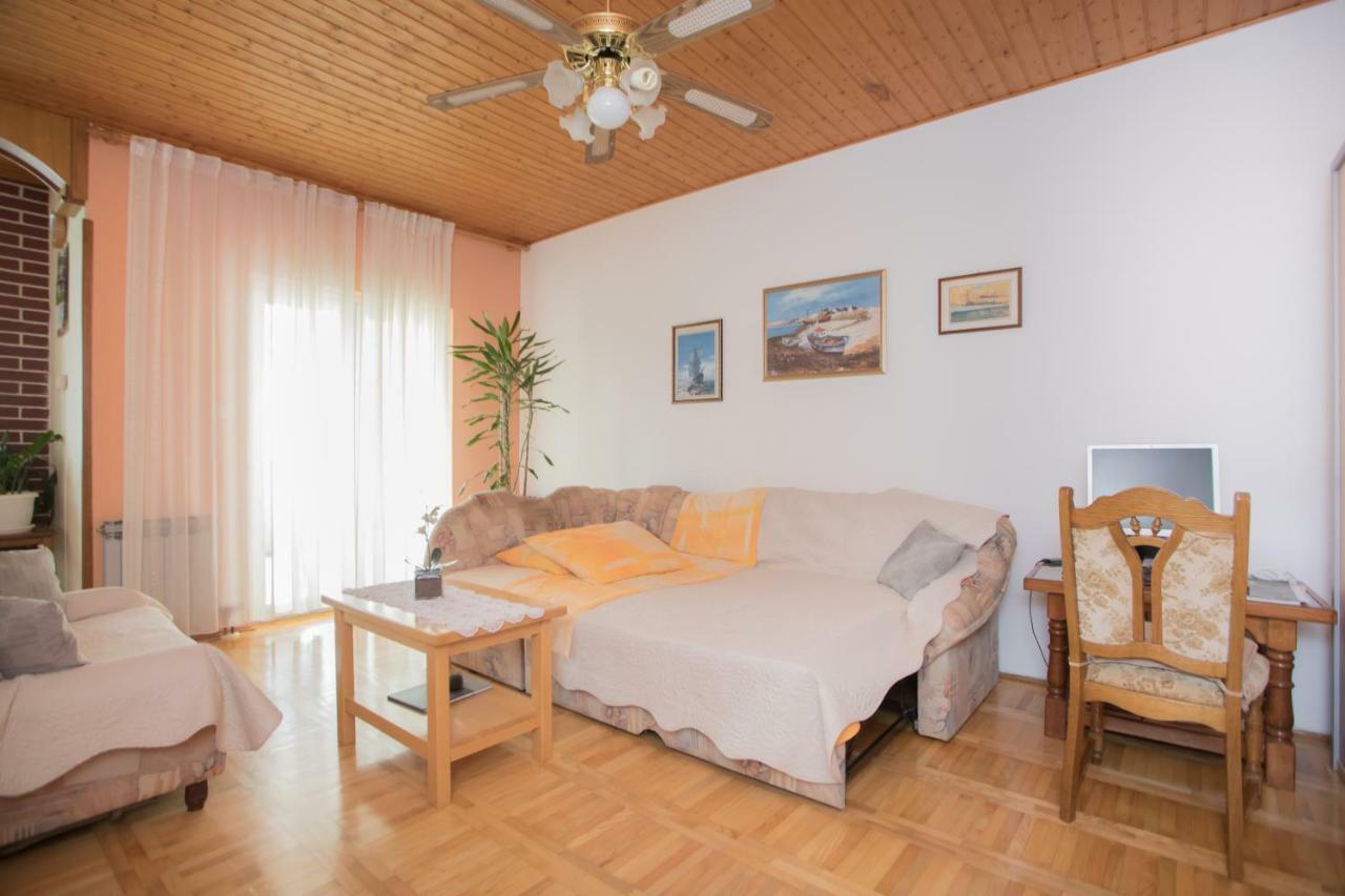 Apartmani Branko Lemac Brodarica  Eksteriør billede