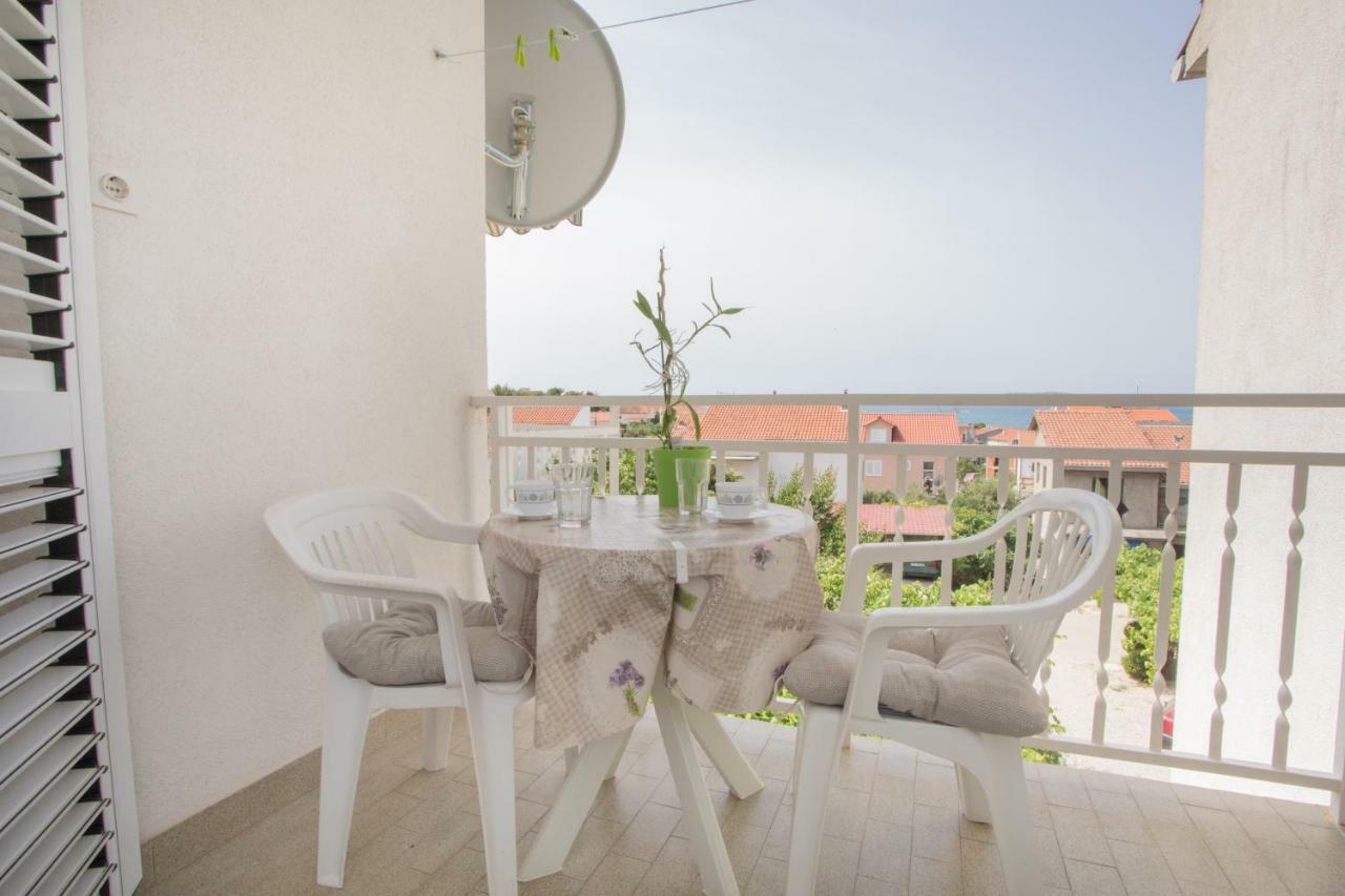 Apartmani Branko Lemac Brodarica  Eksteriør billede